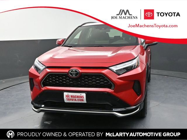 Used 2025 Toyota RAV4 SE w/ Weather & Moonroof Package image 1