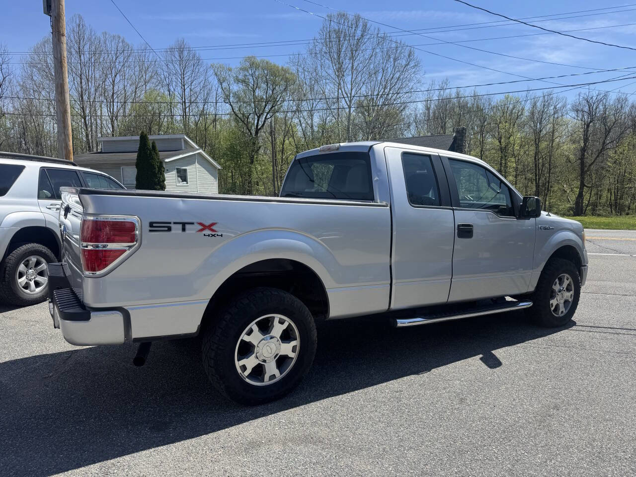 Used 2010 Ford F150 STX AWD/4WD image 7