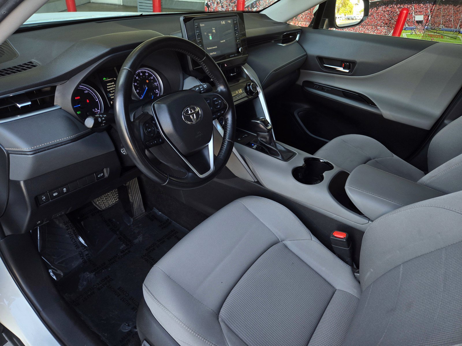 Used 2022 Toyota Venza LE AWD/4WD image 8