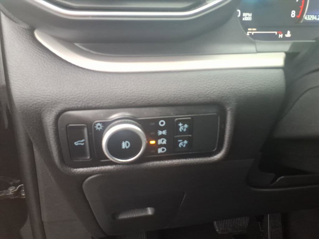 Certified 2023 Ford Explorer XLT w/ Equipment Group 202A image 14