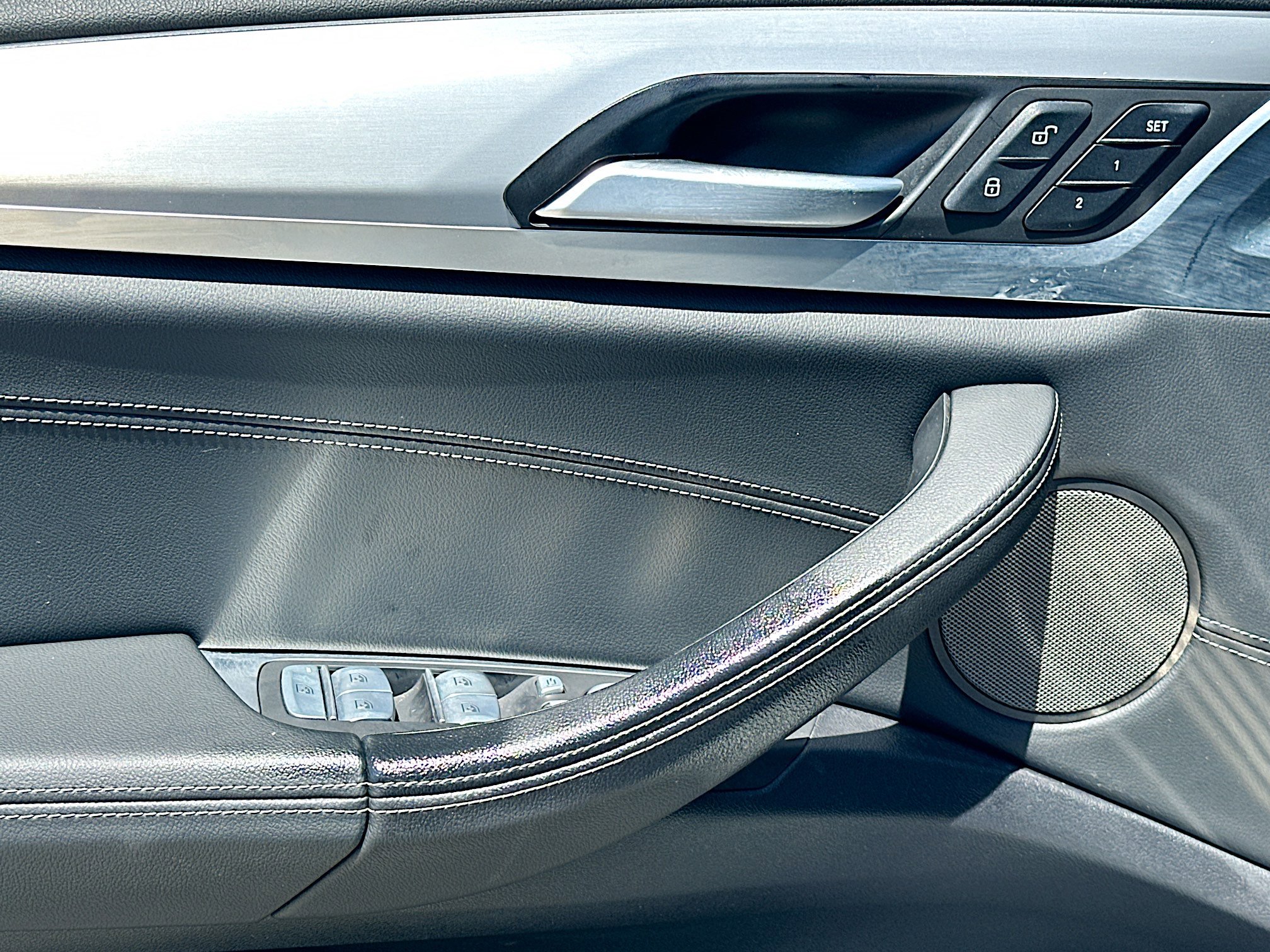 Used 2023 BMW X4 xDrive30i w/ M Sport Package image 15