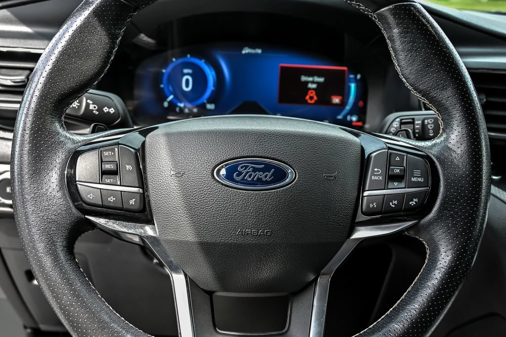 Used 2022 Ford Explorer ST AWD/4WD image 17