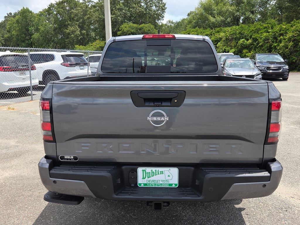 New 2026 Nissan Frontier SV w/ Tow Package RWD image 9