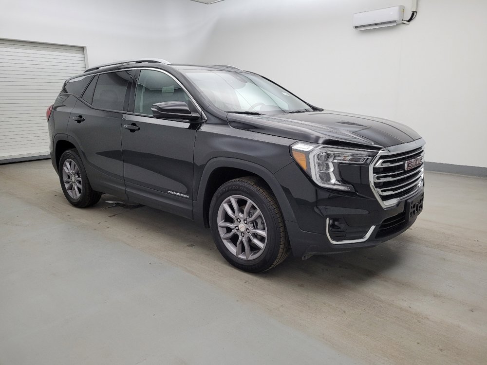 Used 2024 GMC Terrain SLT image 11