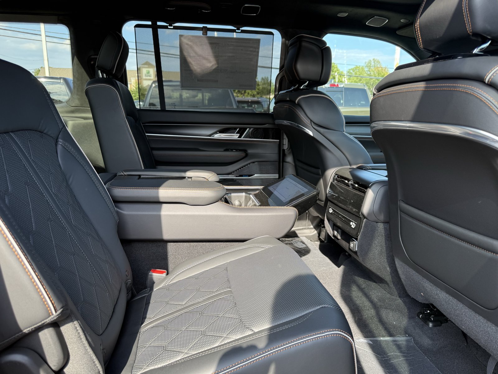 New 2026 Jeep Grand Wagoneer Summit AWD/4WD image 15