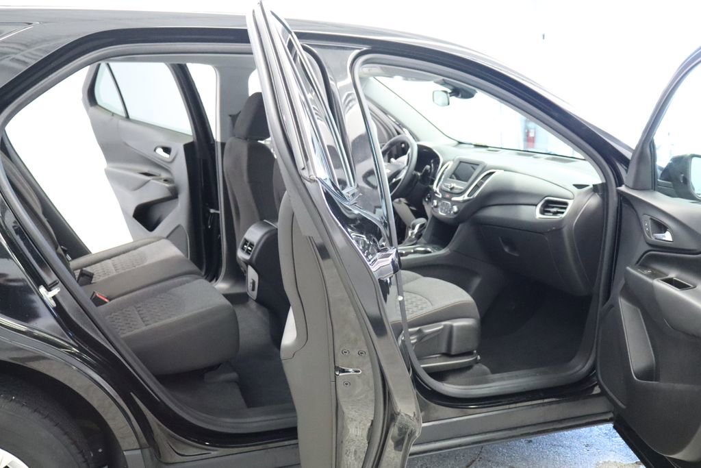 Used 2023 Chevrolet Equinox LT w/ Driver Convenience Package AWD/4WD image 23