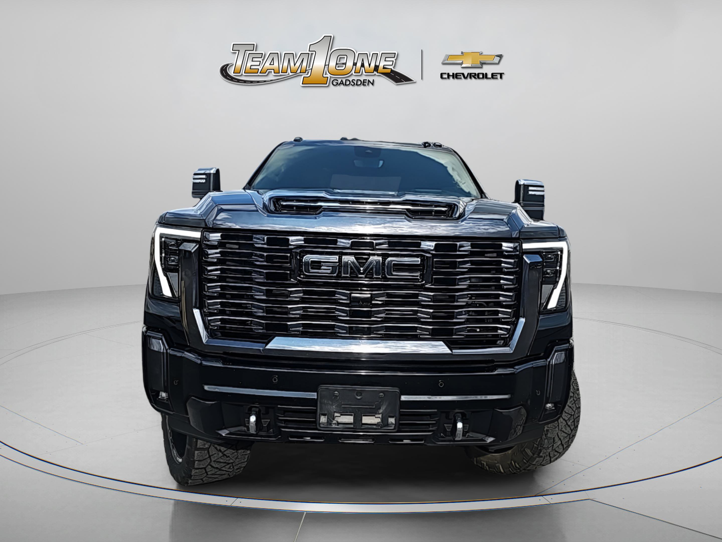 Used 2024 GMC Sierra 2500 Denali Ultimate w/ Max Trailering Package image 2