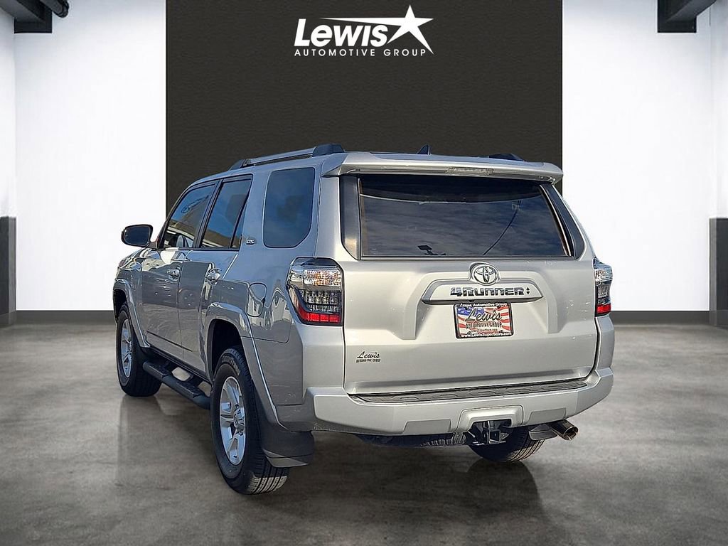 Used 2024 Toyota 4Runner SR5 Premium w/ Moonroof Package RWD image 3