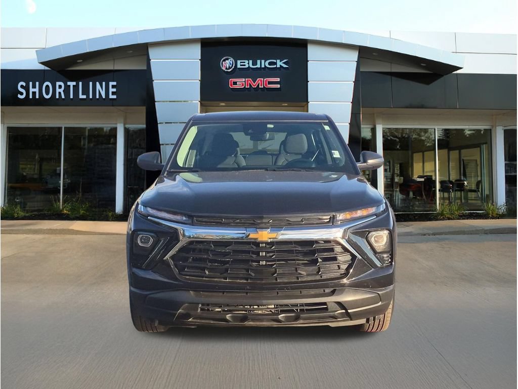 Used 2026 Chevrolet TrailBlazer LS AWD/4WD image 8