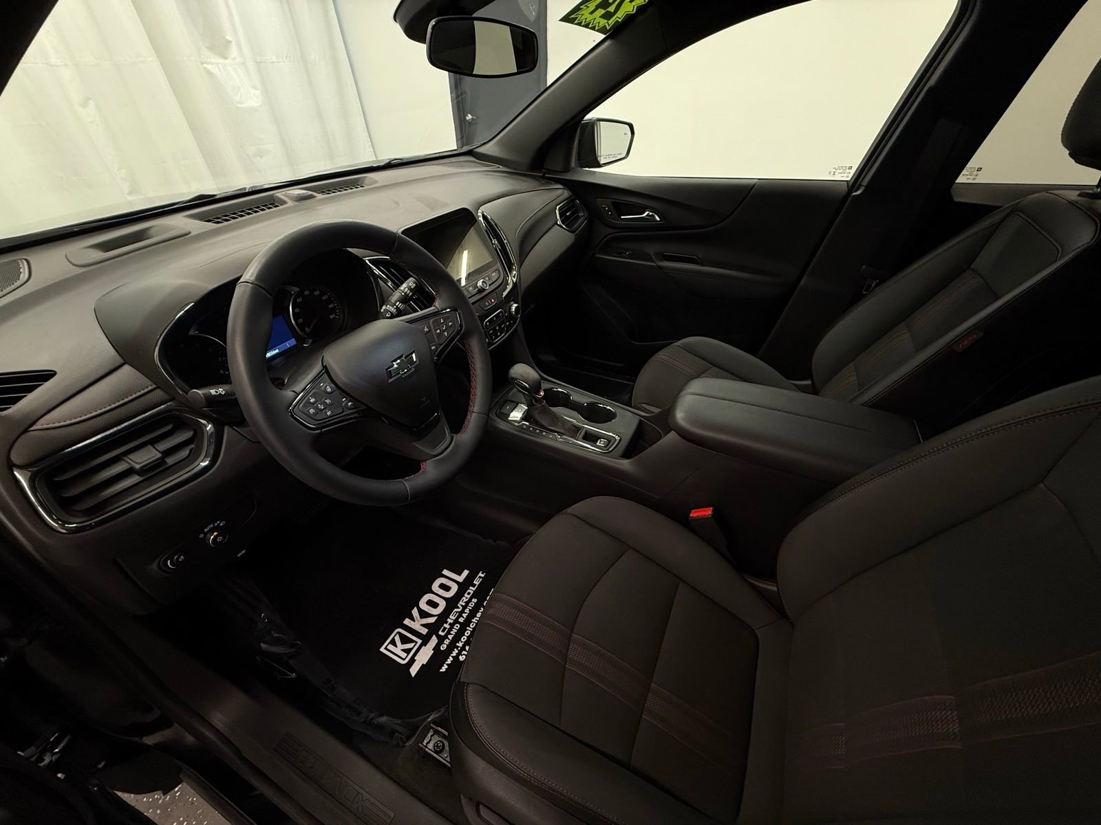 Used 2024 Chevrolet Equinox RS image 11