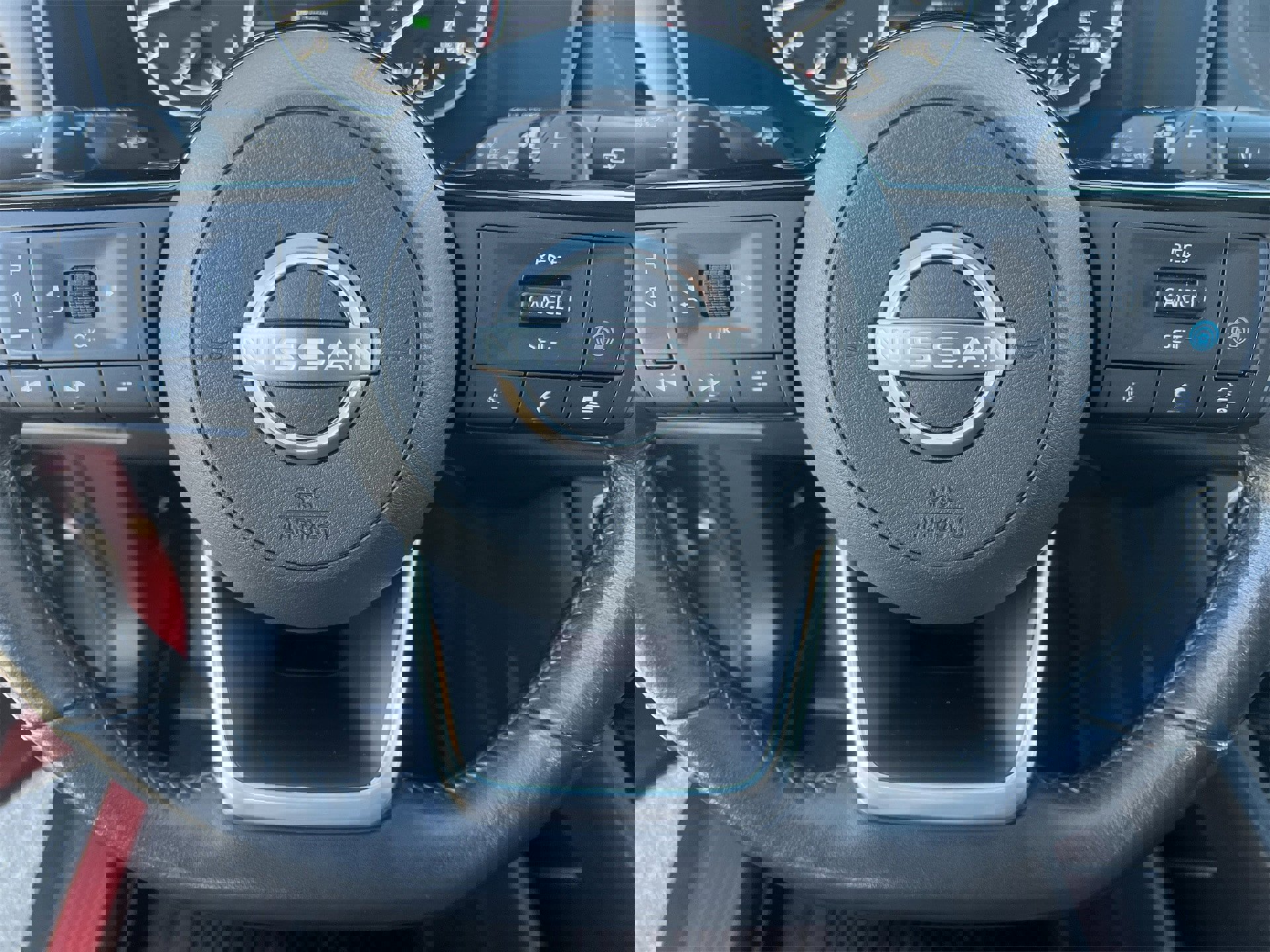 Certified 2023 Nissan Rogue SV w/ SV Premium B Package image 8