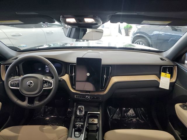 New 2026 Volvo XC60 B5 Core w/ Climate Package image 16