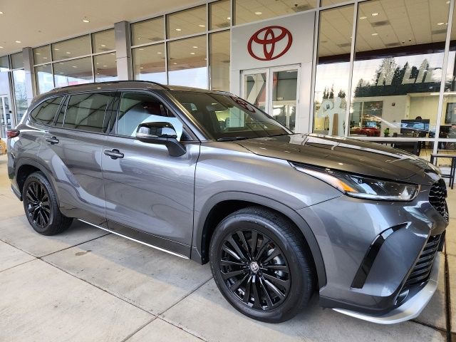 Used 2025 Toyota Highlander XSE image 5
