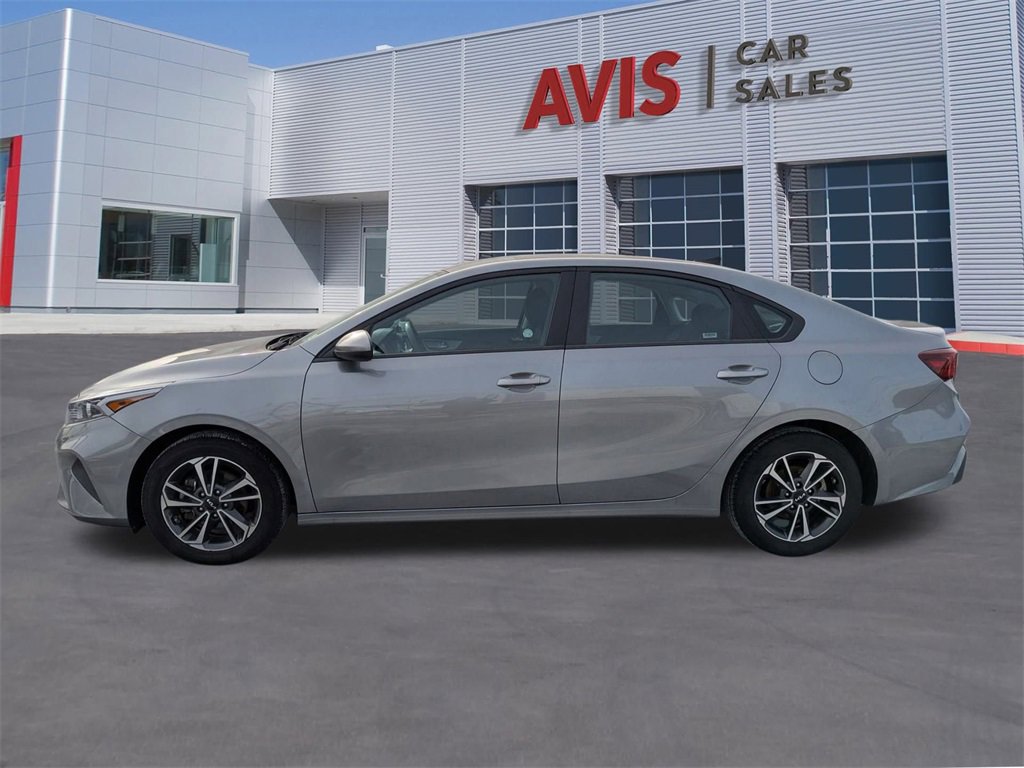 Used 2024 Kia Forte LXS image 2
