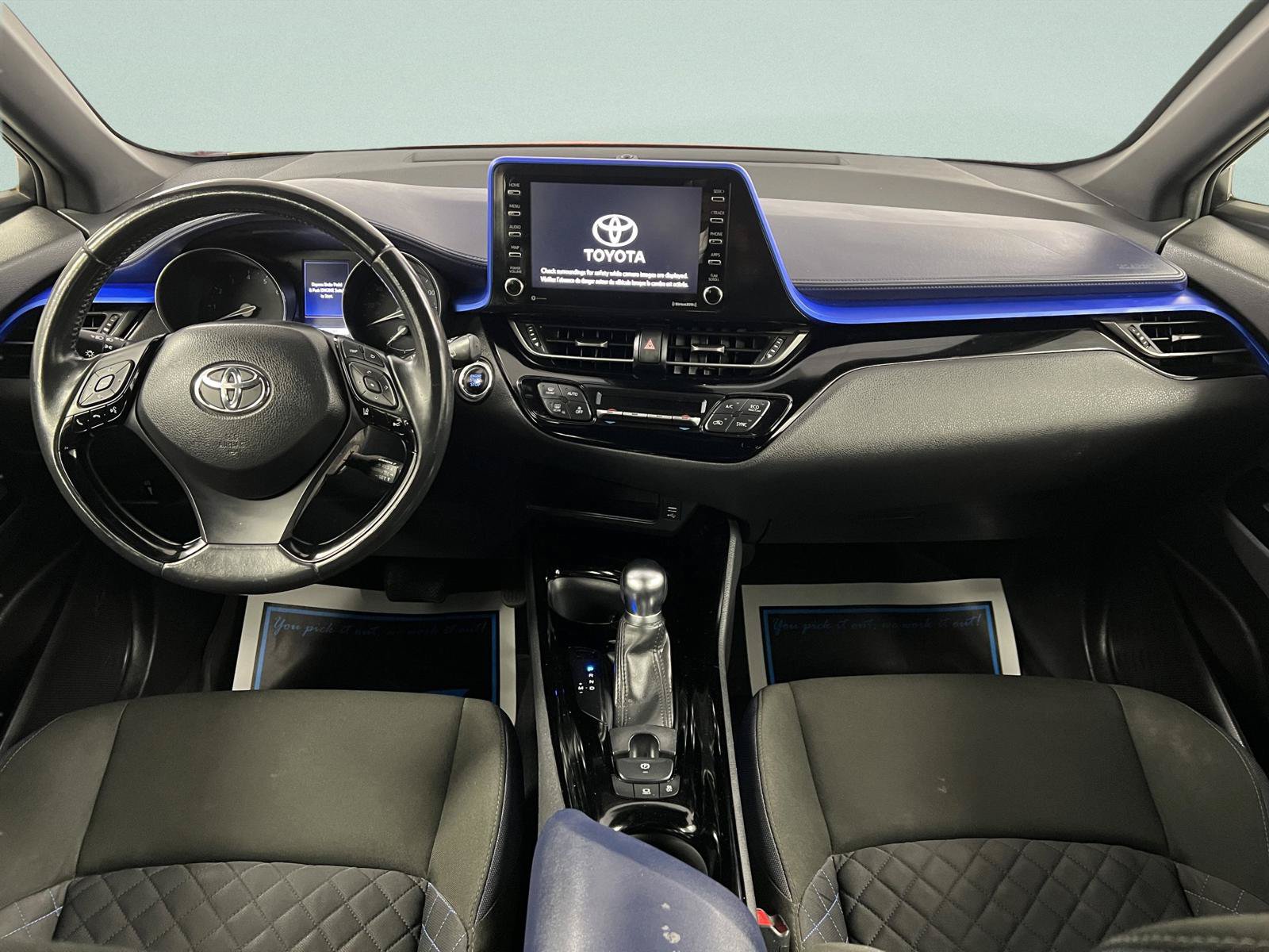 Used 2021 Toyota C-HR XLE FWD image 31