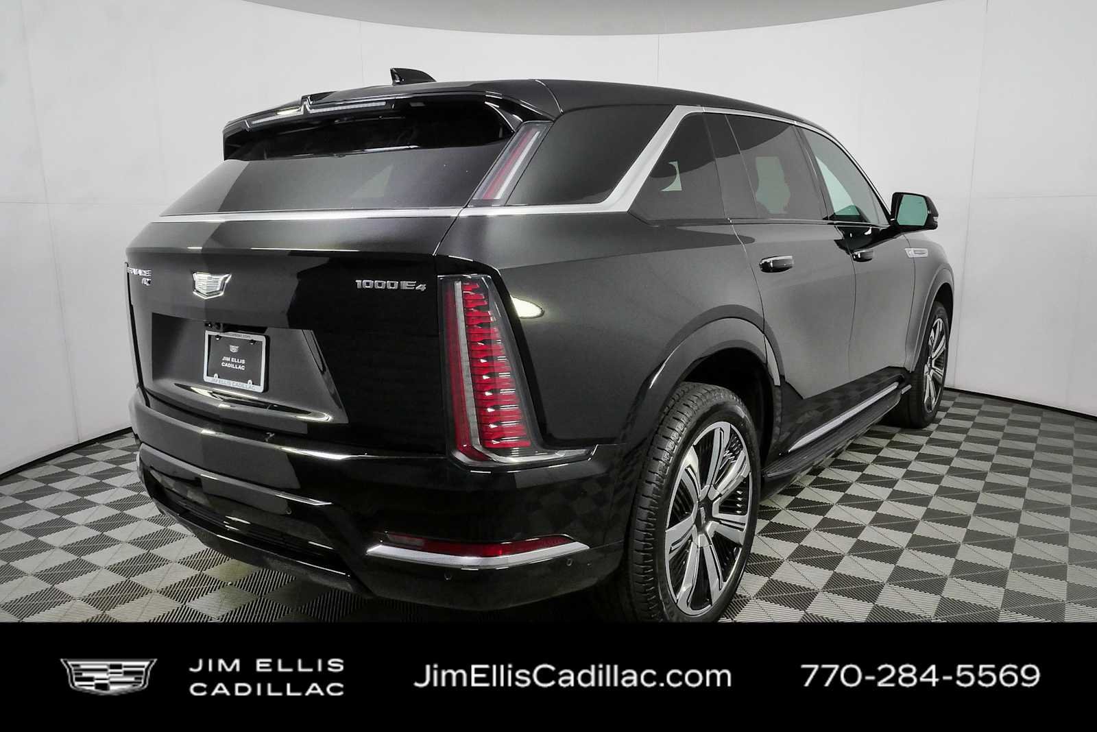 Used 2025 Cadillac Escalade IQ Luxury 2 w/ LPO, Premium Carpet Package AWD/4WD image 3