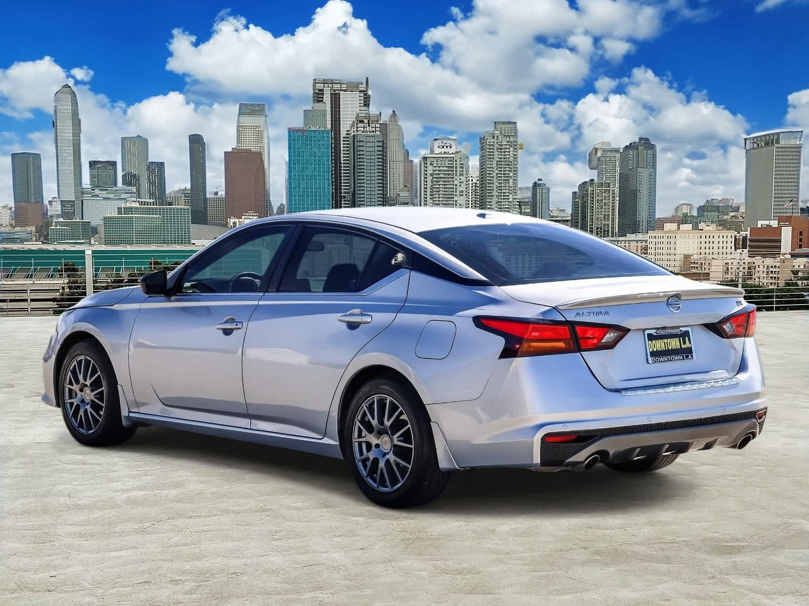 Used 2020 Nissan Altima 2.5 SR FWD image 6