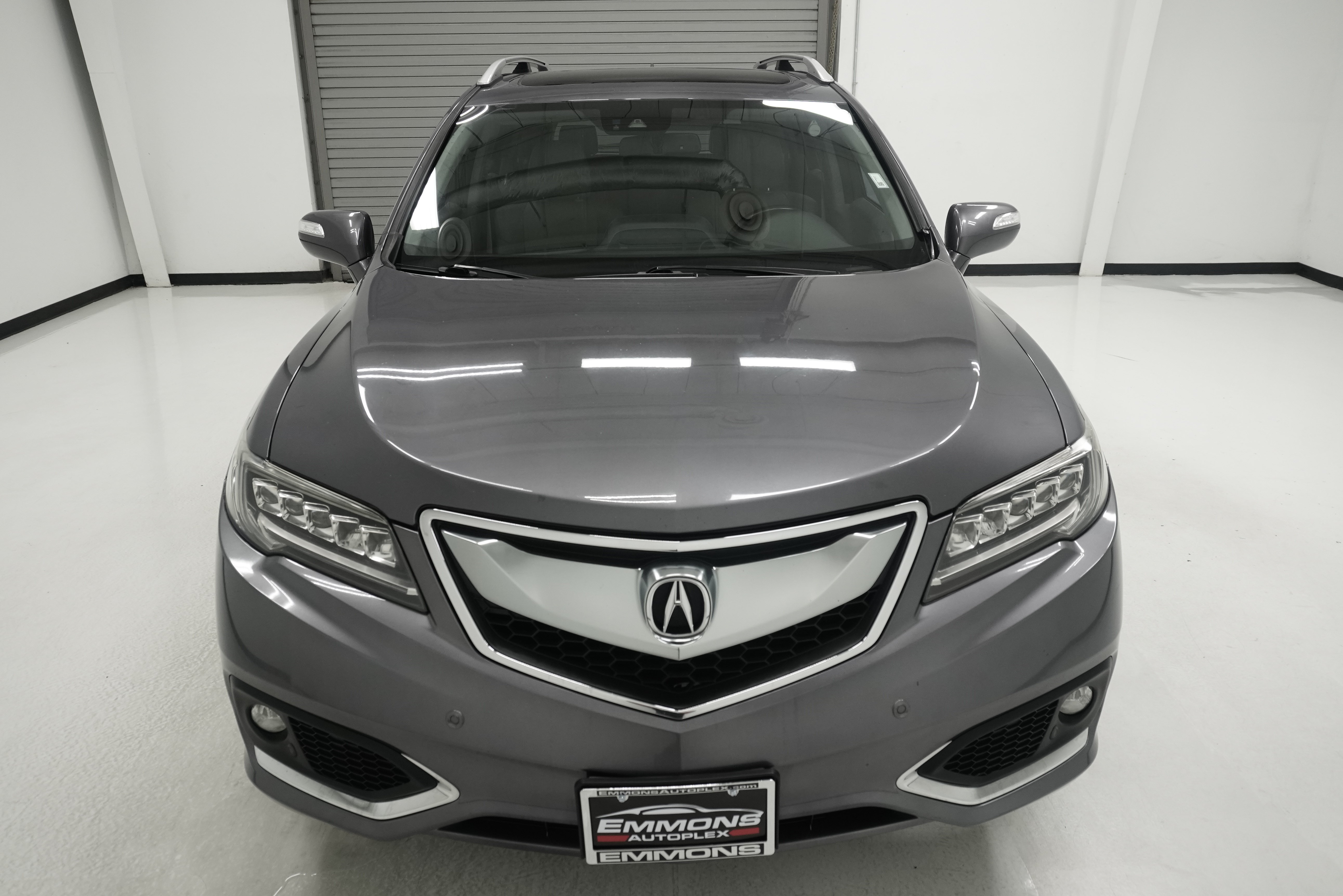 Used 2018 Acura RDX w/ Advance Package FWD image 2