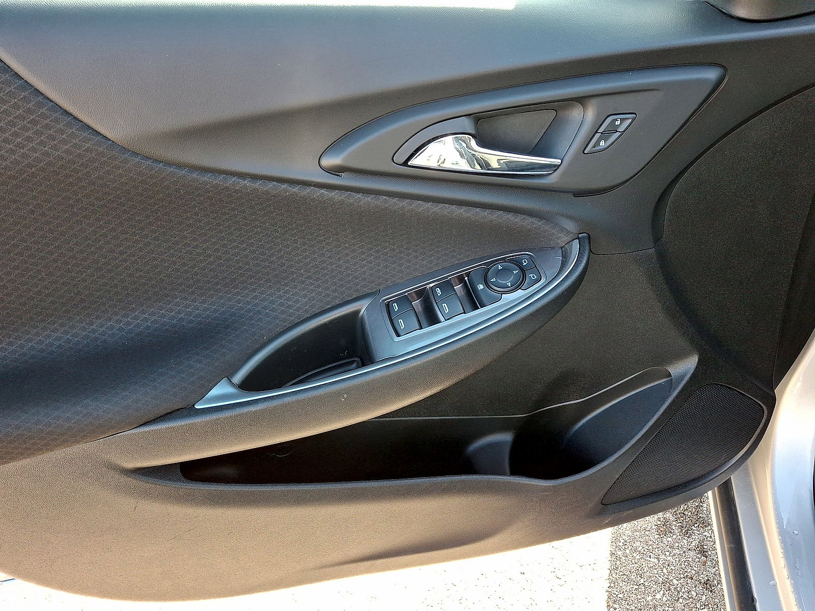 Used 2022 Chevrolet Malibu LT FWD image 10