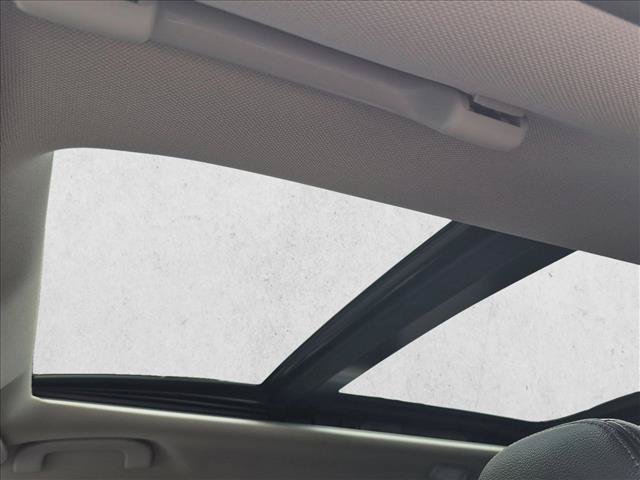 Used 2020 Nissan Rogue SL w/ Premium Package FWD image 15