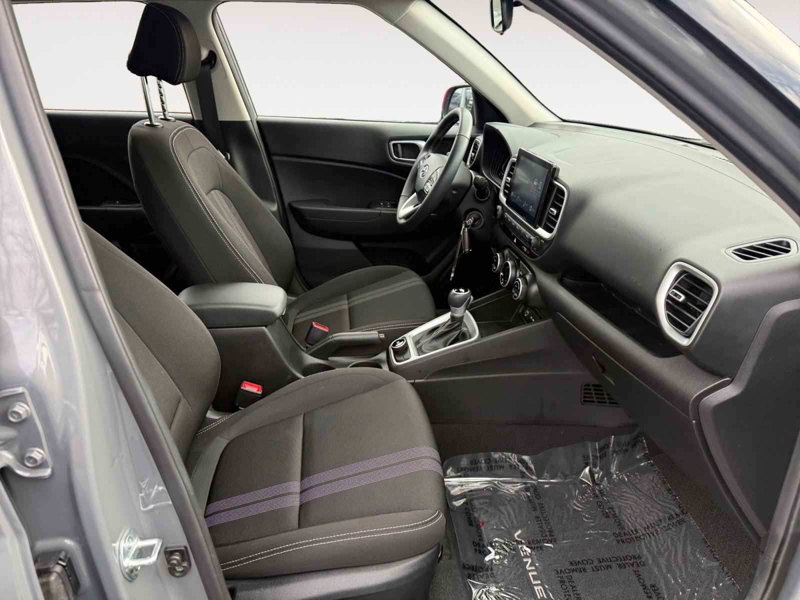 Certified 2023 Hyundai Venue SEL image 19