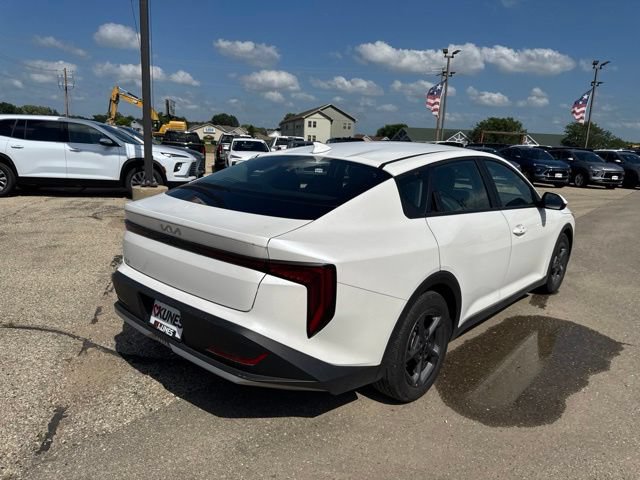 Used 2025 Kia K4 FWD image 11