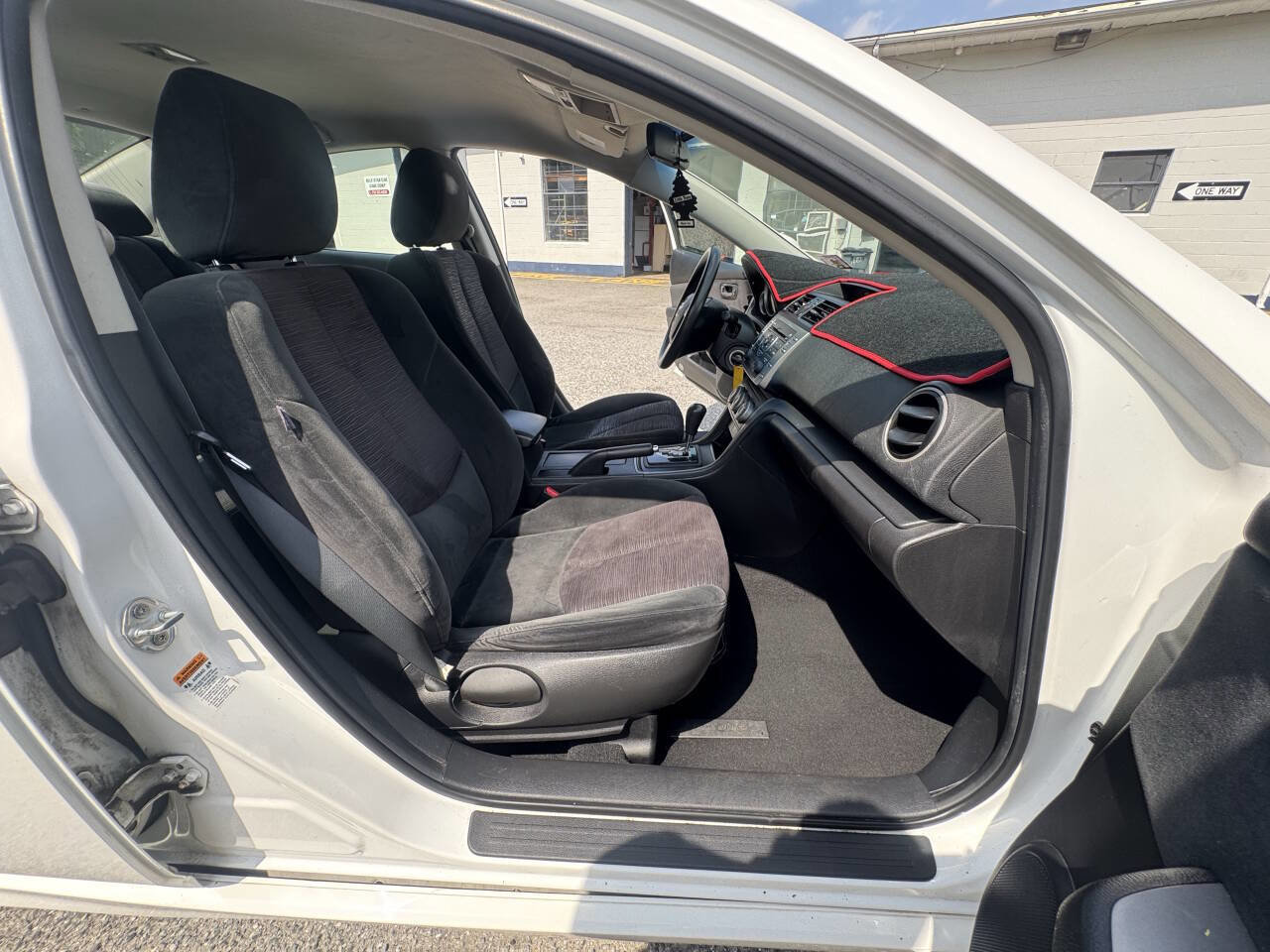 Used 2010 MAZDA MAZDA6 i Sport image 45