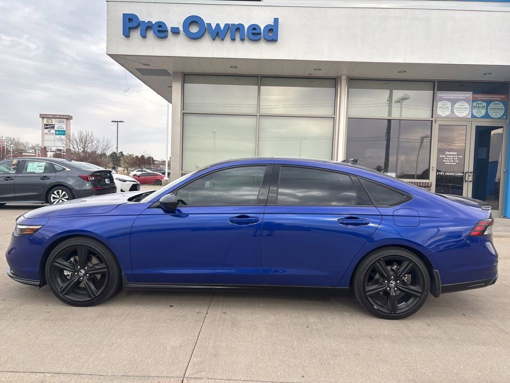 Used 2023 Honda Accord Sport image 8