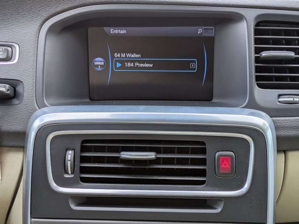 Used 2015 Volvo V60 T5 Premier Plus FWD image 14