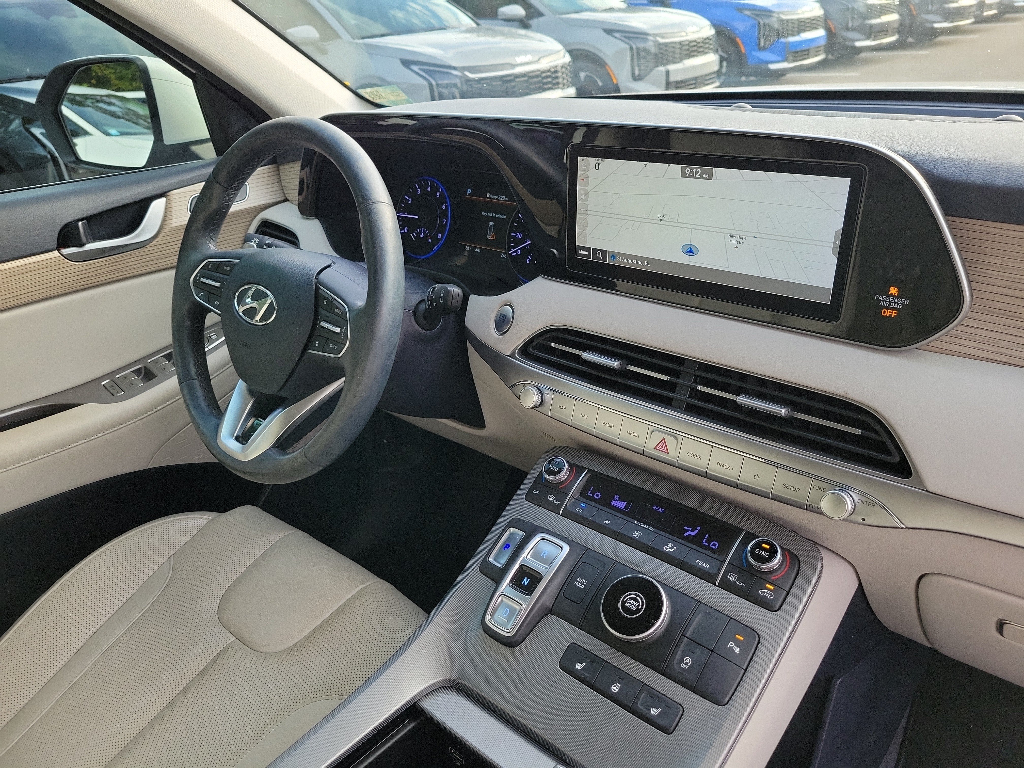 Used 2021 Hyundai Palisade SEL w/ Premium Package FWD image 8