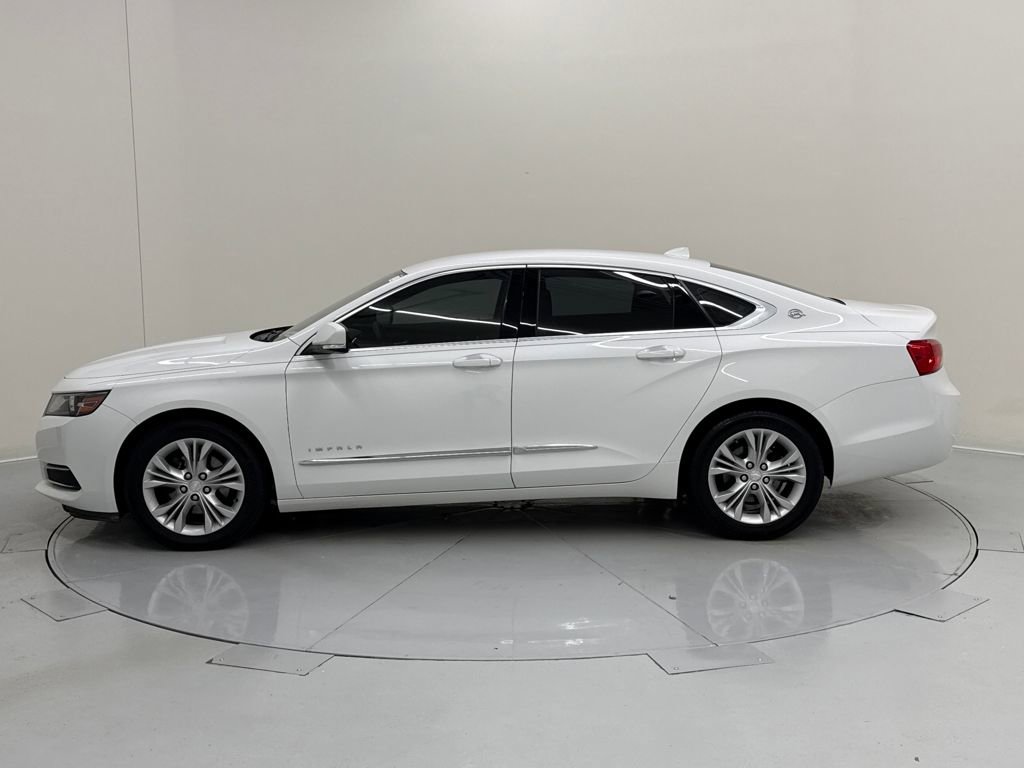 Used 2014 Chevrolet Impala LT w/ Convenience Package image 2