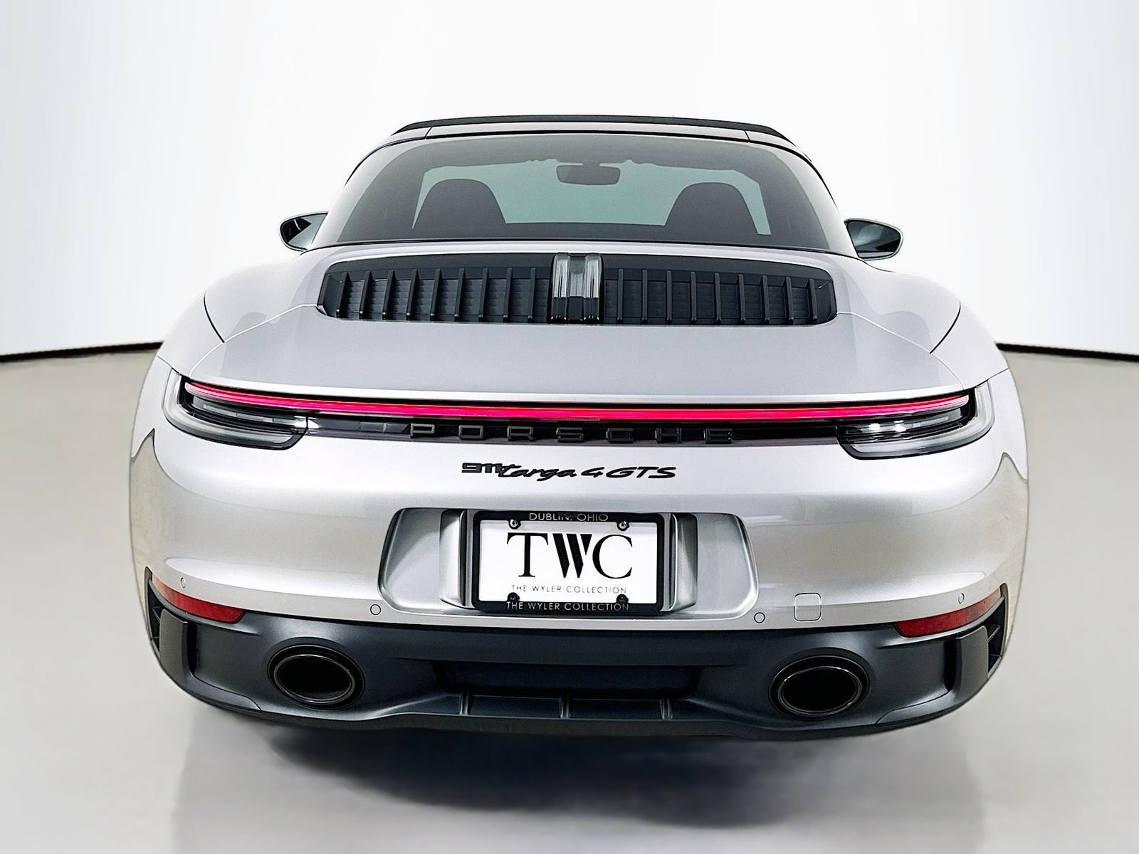 Used 2024 Porsche 911 Targa 4 GTS AWD/4WD image 6