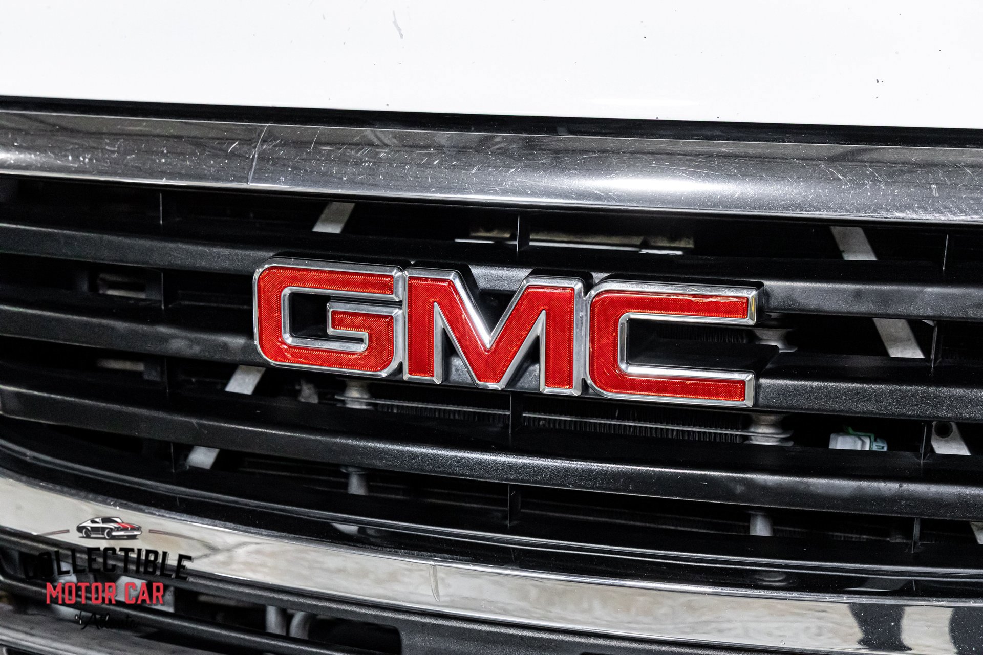Used 2005 GMC Sierra 2500 SLT w/ Heavy-Duty Power Package AWD/4WD image 26