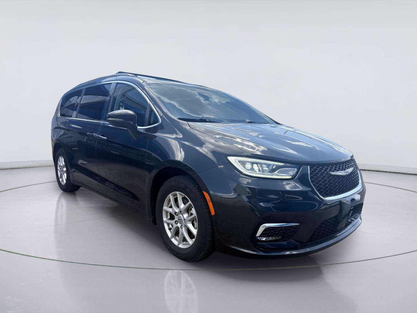 Used 2022 Chrysler Pacifica Touring-L