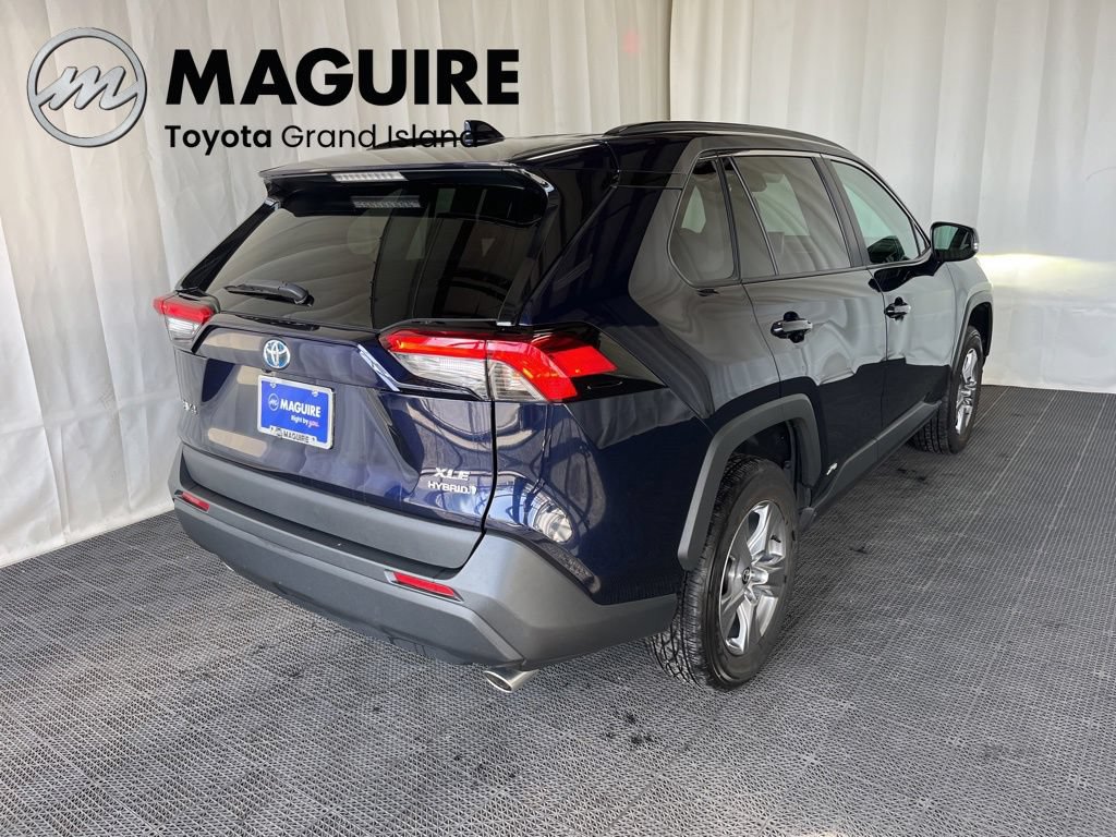 Used 2024 Toyota RAV4 XLE AWD/4WD image 31
