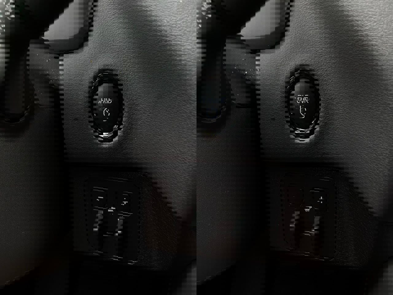 Used 2025 Toyota Sequoia Platinum AWD/4WD image 35