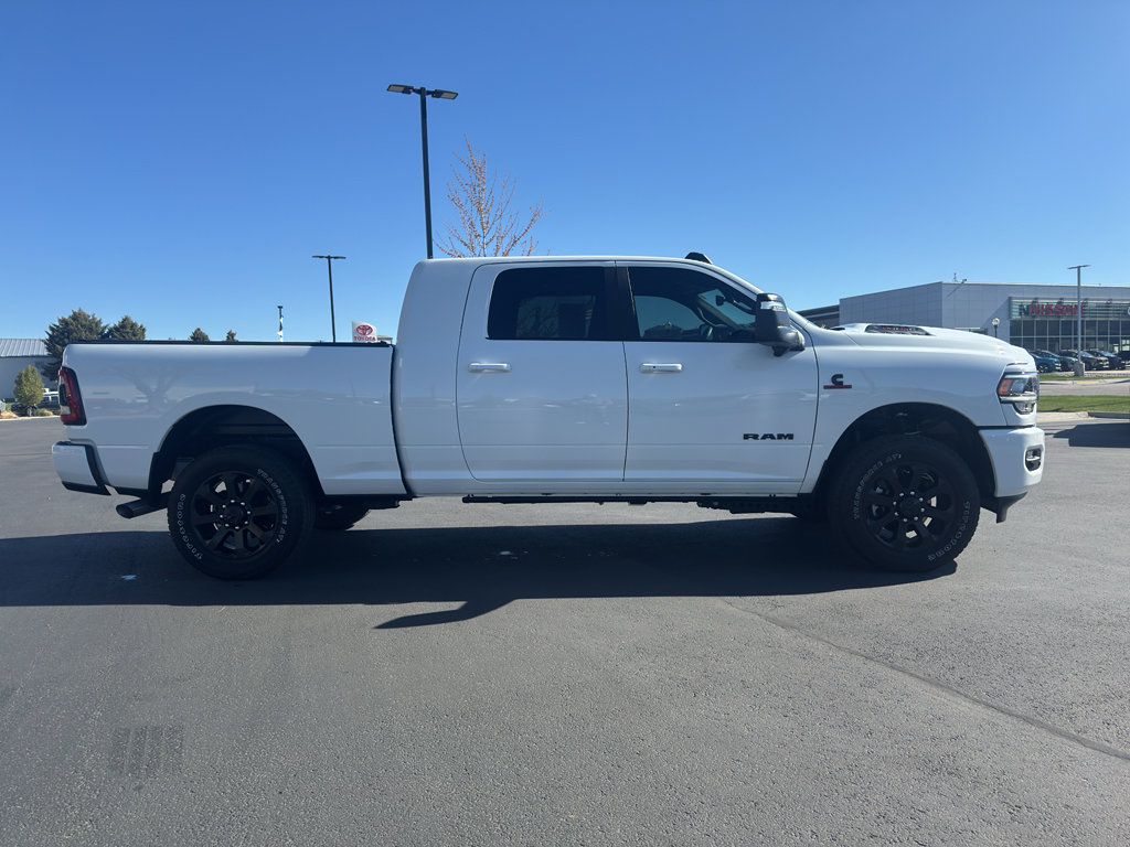Used 2024 RAM 2500 Laramie w/ Night Edition AWD/4WD image 2
