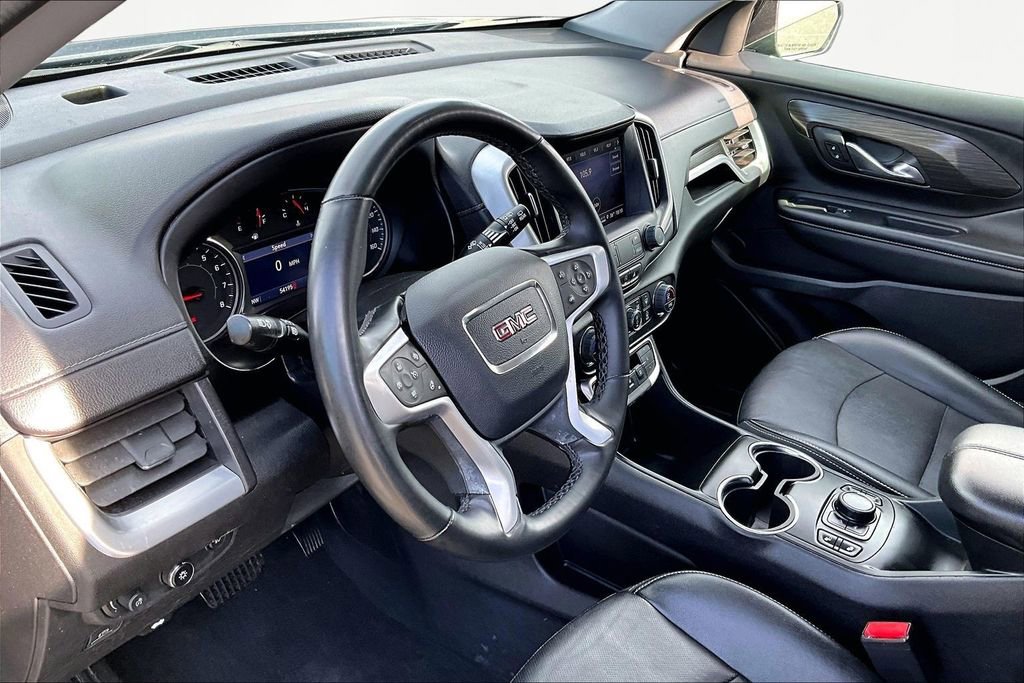 Used 2024 GMC Terrain SLT image 12