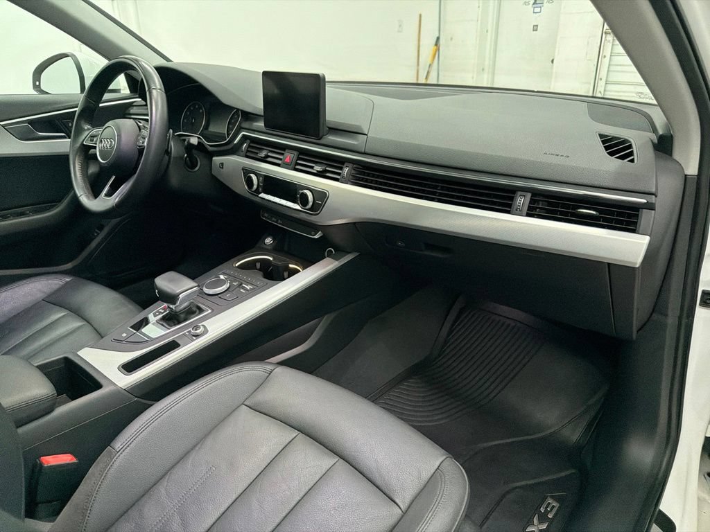 Used 2017 Audi A4 2.0T Premium FWD image 28