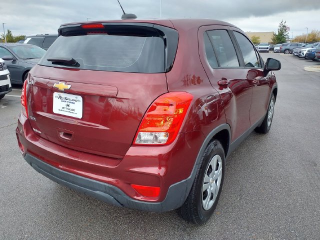 Used 2017 Chevrolet Trax LS FWD image 5