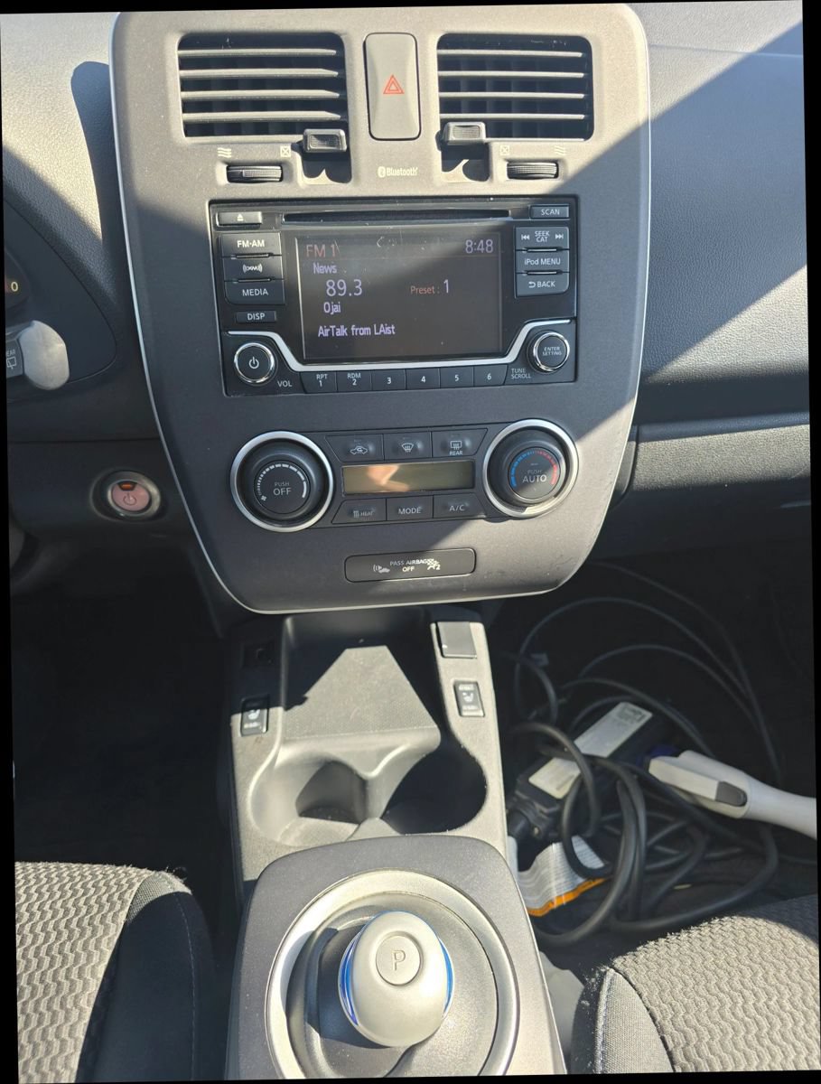Used 2017 Nissan Leaf S w/ Charge Package FWD image 14