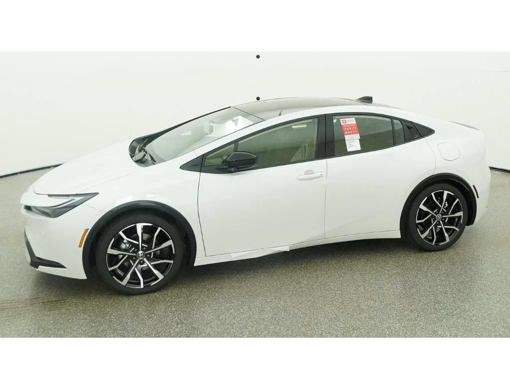 New 2026 Toyota Prius Plug-In Hybrid FWD image 2