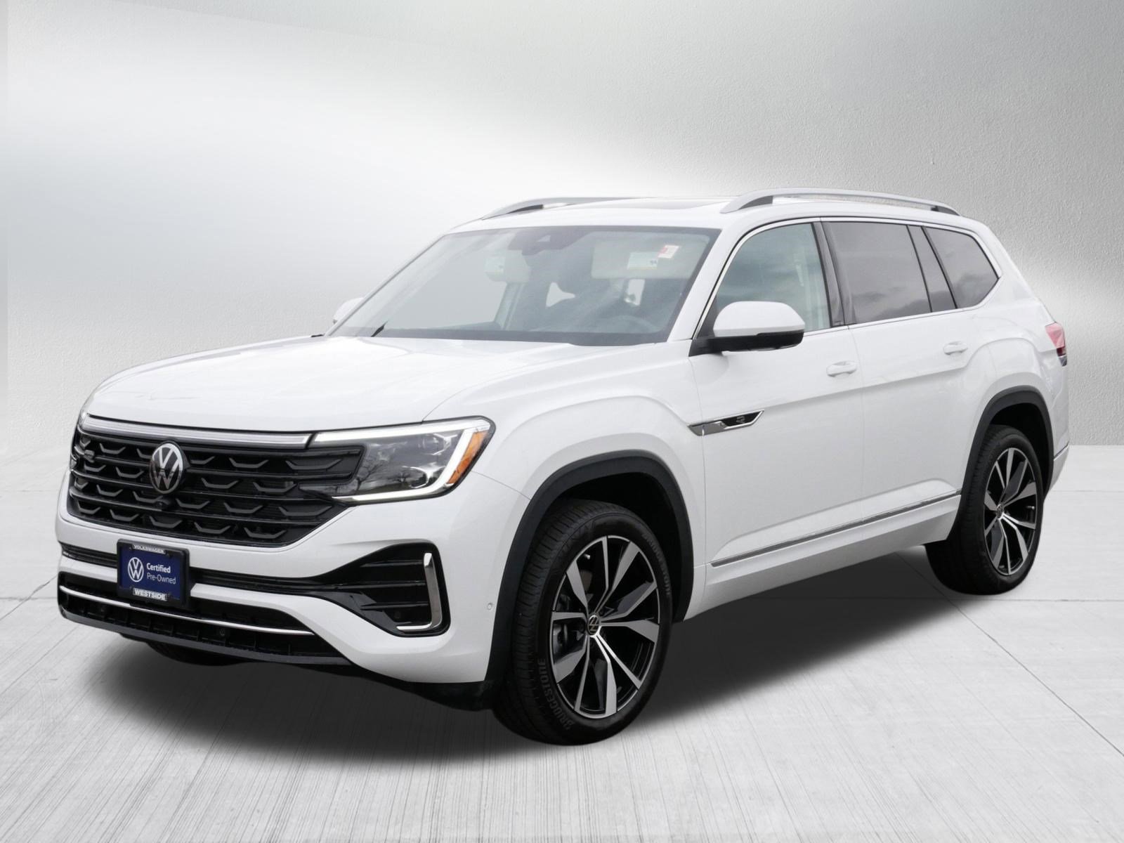 Certified 2025 Volkswagen Atlas SEL Premium R-Line AWD/4WD image 3