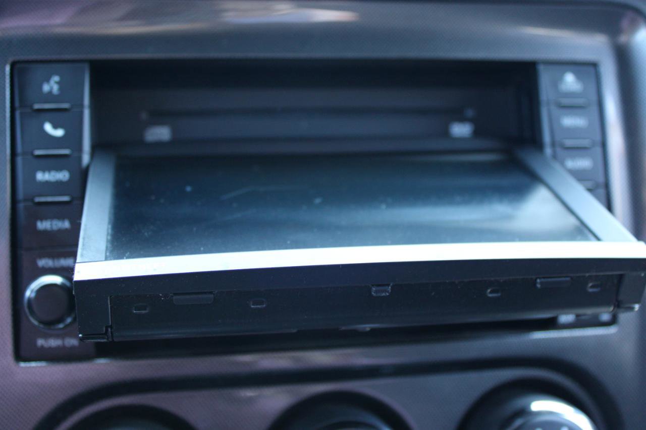 Used 2014 Dodge Challenger SXT RWD image 38