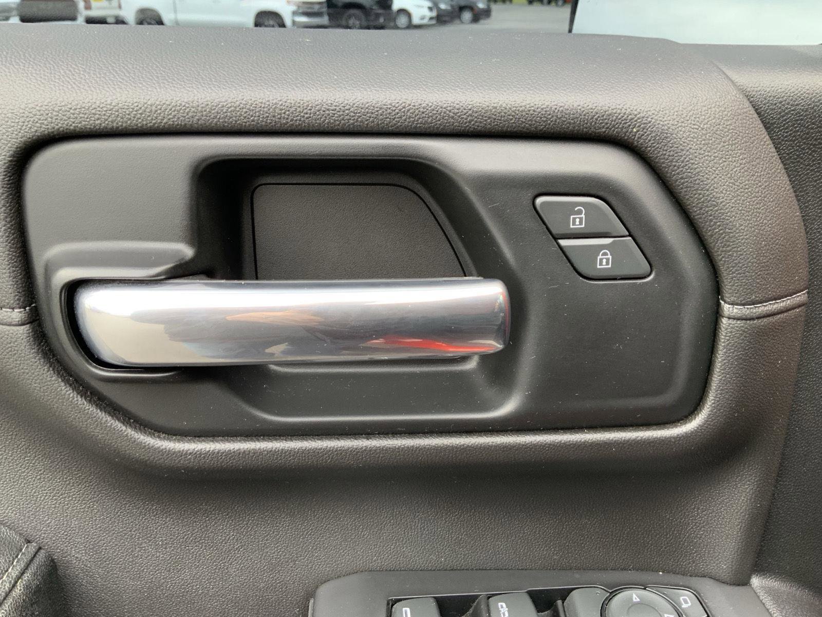 Used 2019 Chevrolet Silverado 1500 RST w/ All-Star Edition AWD/4WD image 24