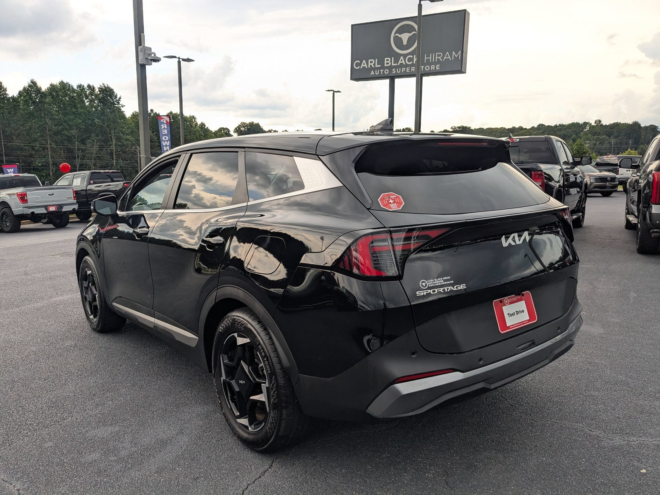 Used 2026 Kia Sportage EX FWD image 7