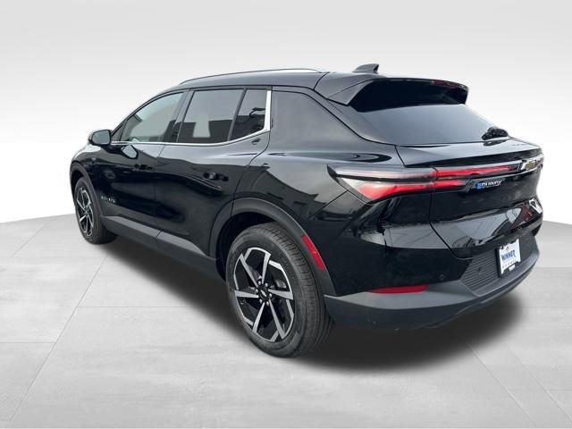 New 2026 Chevrolet Equinox EV LT image 3