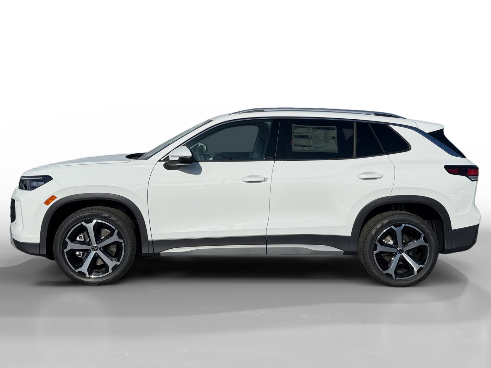 New 2026 Volkswagen Tiguan SE AWD/4WD image 2