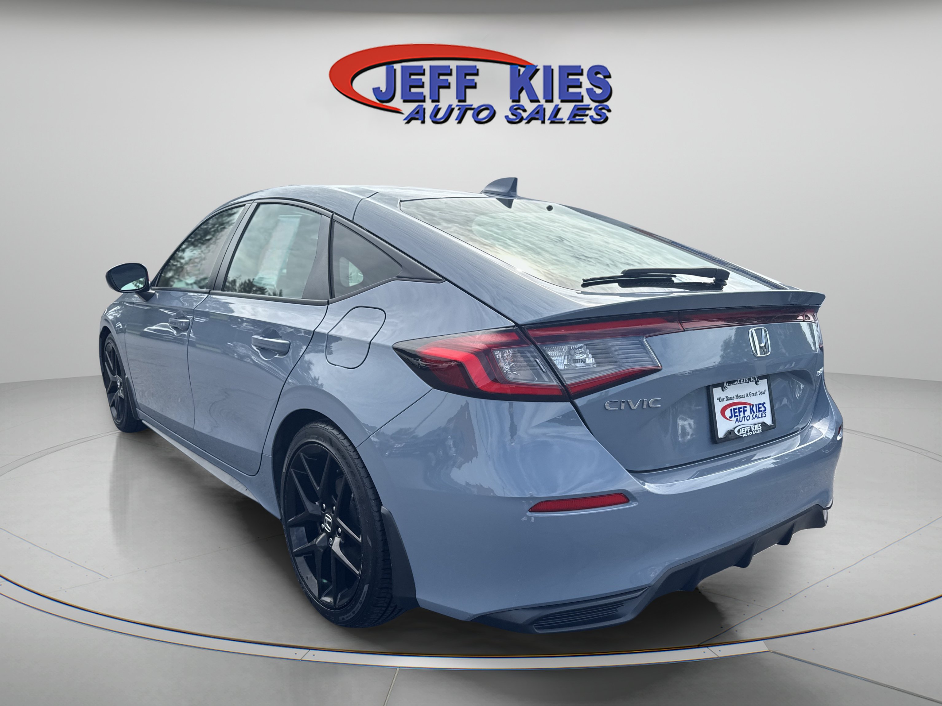 Used 2023 Honda Civic Sport image 7