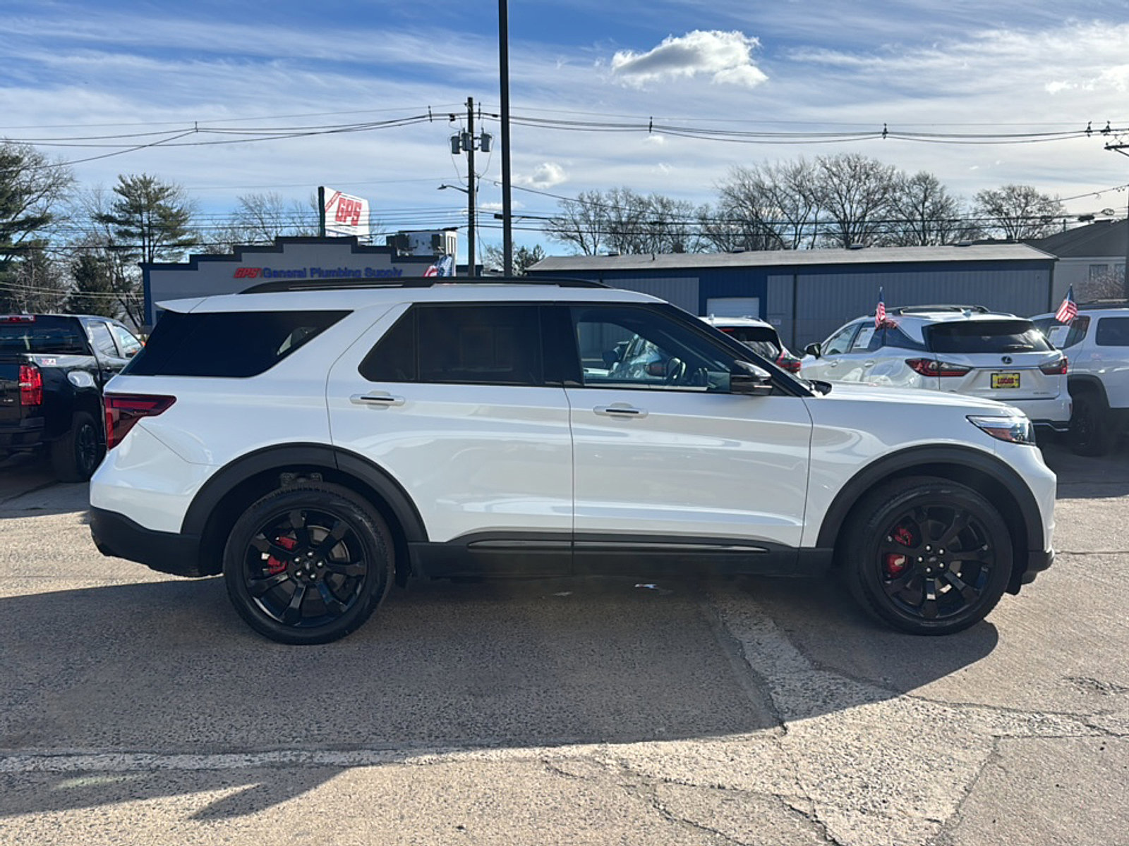 Used 2023 Ford Explorer ST w/ Equipment Group 401A image 9